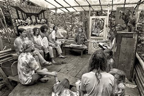Haunting Nude Photos Bring 1970s Hippie Community Back To Life Huffpost