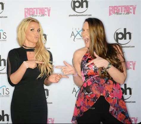 Beautiful Brandy And Britney Queen B Piece Of Me Britney Spears Brandy Beautiful Fans Big