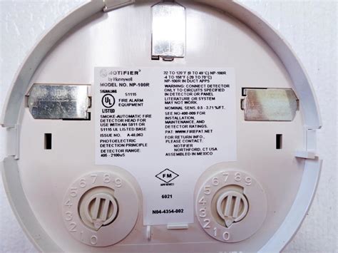 One detects smoke for burning sources and one detects odorless gas which you might otherwise not know is killing you. System Sensor DNR Intelligent Non-Relay Duct Smoke ...