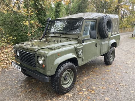 New Arrival Land Rover Defender X Mod Wolf Miles Land