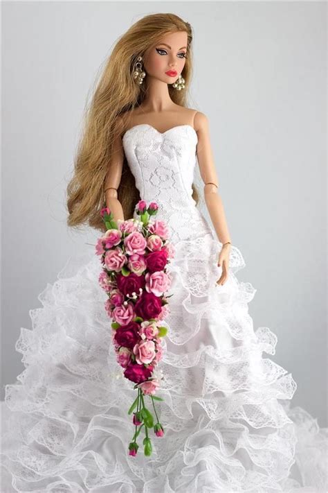 Fashion Royalty Poppy Parker Barbie Tonner Doll Wedding Bouquet Pink