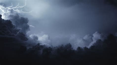 Desktop Wallpaper Lightning Dark Sky Clouds Storm Hd