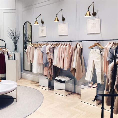Cute Small Clothing Boutique Interior Design Ideas Homyracks