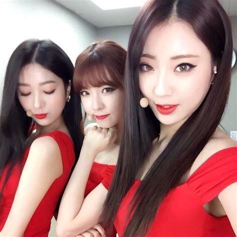 Nine Muses Former Maknae Line MinHa HyeMi And KyungRi Kpop Girl Groups