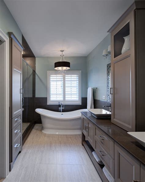 If you're looking for ideas for your next remodel, browse these stunning master bathroom designs of all those who don't have master bathrooms covet them, and those who have them sometimes don't know what to do with all that space! 11 Striking & Innovative Master Bathrooms by Drury Design