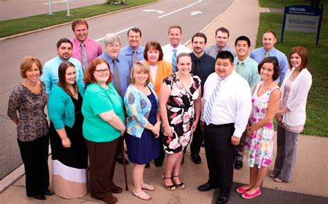 Residence Life Team Greets New Students