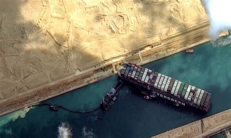 Após Quase 4 Meses Navio Ever Given é Liberado Do Canal De Suez Veja