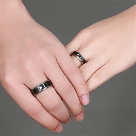 Titanium Black Ring For Couples Inlaid Cubic Zirconia Liberality And