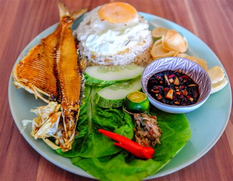 You have come to the right guide on the internet. Eat Drink KL: Rumah Hijau Cafe @ Kota Damansara