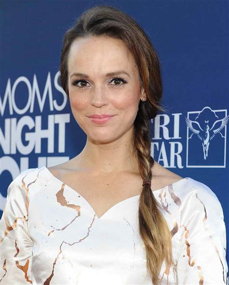 Erin Cahill Height And Weight Celebrity Weight Page 3