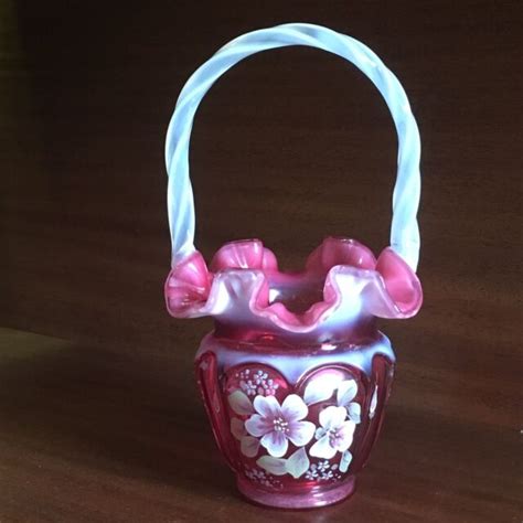 Vintage Fenton Art Glass ~ Elegant Hp Bride S Basket ~ Pink W Opalescent Handle Ebay
