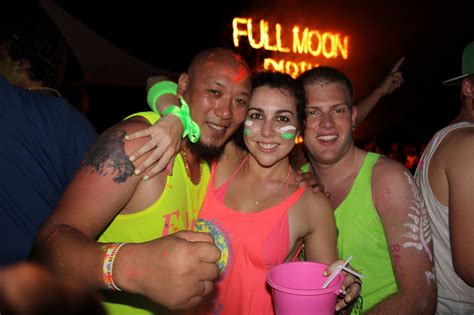 Beginners Guide Tips For The Full Moon Party Thailand Migrating Miss