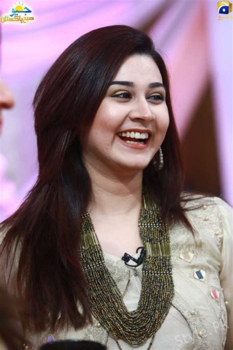 Live and let live #human. Gorgeous Samra Arsalan In Geo Subah Pakistan, celebs