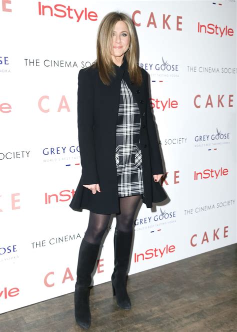 Jennifer Aniston Style Cake Screening In New York City Celebmafia