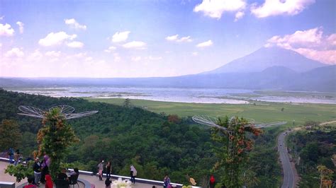 Consulta 124 opiniones sobre vien's selat segar & sup matahari con puntuación 4 de 5 y sí, el restaurante vien's selat segar & sup matahari ofrece servicio de entrega a domicilio. Wisata Eling Bening Ambarawa | Travelling Indonesia