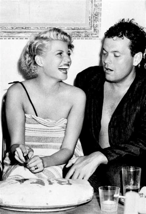 Rita Hayworth And Orson Wells On Her Birthday Rita Hayworth Hollywood Couples Old Movie Stars
