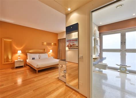 Rilassati in una delle 149 camere con stile personalizzato della struttura, complete di. Best Western Plus Hotel Bologna