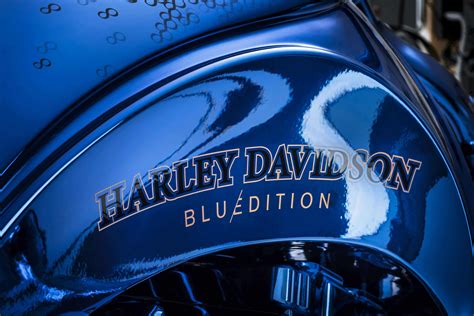 Teuerstes Custom Bike der Welt: Bucherer Harley Davidson Blue Edition