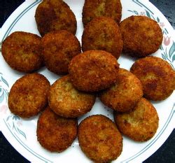 With so many varieties easily available in the markets, each unique in shape, size, smell and flavour. Fish Cutlet Recipe - A Hot and Spicy Indian Fish Cakes