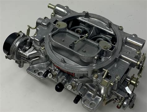 Remanufactured Edelbrock Performer Carburetor 600 Cfm With