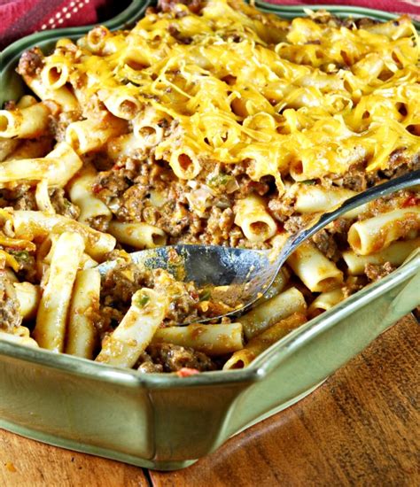 Chili pasta casserole recipe easy and delicious casserole recipes for everyday cooking. Rachael Ray's Southwestern Chili Con Queso Pasta Baked ...