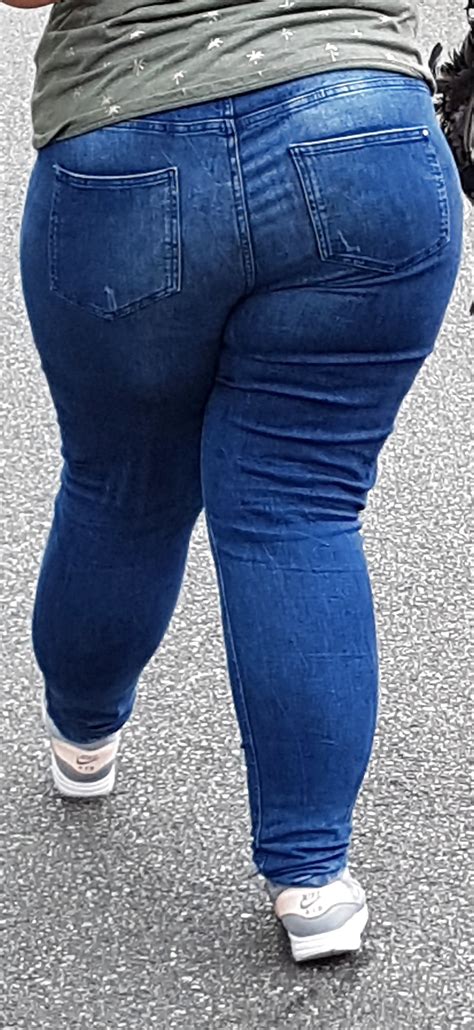 bbw milf with thick legs and butt in tight jeans 25 34