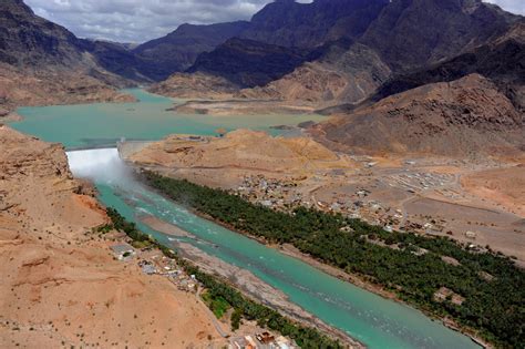 According to 28, malaysia receives more than 25,000 cubic meters of renewable water per capita annually from its extensive river system that consists of more than 150 rivers. Oman- Water Supply and Conveyance System to Muscat and ...