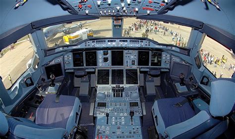 Airbus A380 Cockpit View At Night And Day Aeronefnet