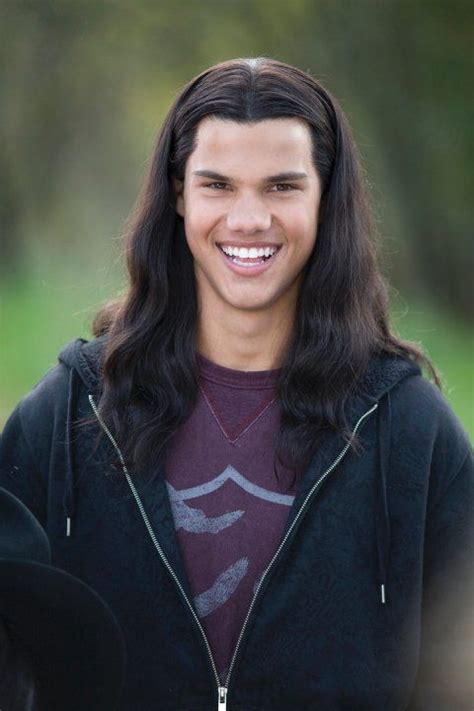 Remember When Jacob Played By Taylor Lautner Had Long Hair Twilight