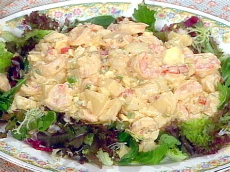 You can make this shrimp and crab appetizer salad (or sandwich filling) recipe earlier in the day and keep it in the fridge until it's time to serve. Momma's Shrimp and Tada Salad | Recipe | Salad recipes ...