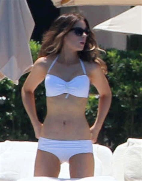 Kate Beckinsale Wearing A White Bikini In Cabo San Lucas Day Gotceleb