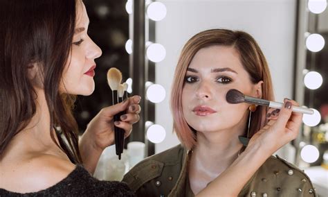 Makeup Artist Masterclass Discover Training