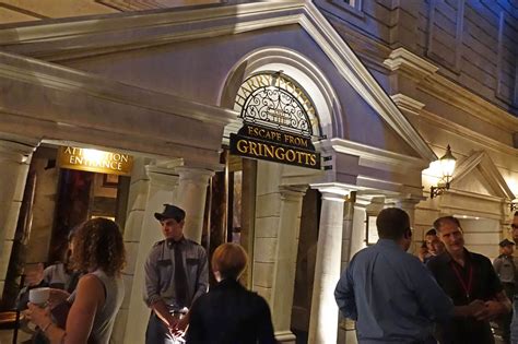 A Peek Inside Harry Potter And Escape From Gringotts