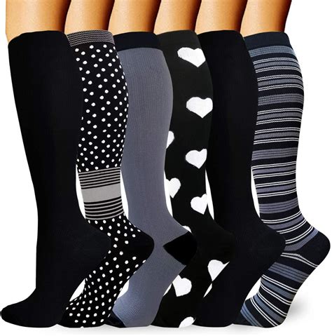 The Best Compression Socks For 2022 Reviews By Wirecutter Multicolor Compression Socks Long