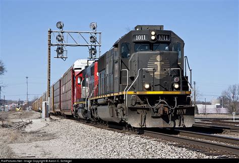 Railpicturesnet Photo Ic 1011 Illinois Central Railroad Emd Sd70 At