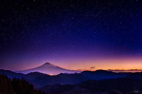 Sky Night Glow Mountains Star Wallpapers Hd Desktop And Mobile