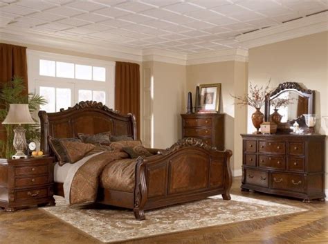 It features 95 stores and showrooms that offer living room furniture, bedroom furniture, mattresses, kid's furniture, dining room sets, home entertainment furniture, home. Tiffany Bedroom Set Raymour And Flanigan | Home Design Ideas
