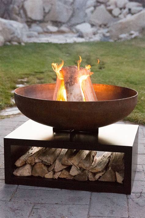 13 Best Outdoor Fire Pit Ideas To Diy Or Buy Building Backyard Fire Pits