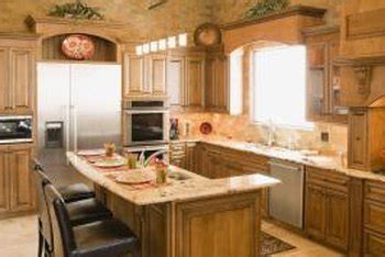 Earth tones can include a wide range of colors, but this color scheme gets its name because most of these colors are inspired by the earth itself, or what are known as natural colors. How to Decorate a Kitchen Using Earth Tones | Home Guides ...