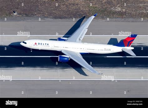 Delta Airlines Airbus A330 900neo Aircraft Landing Airline Delta With