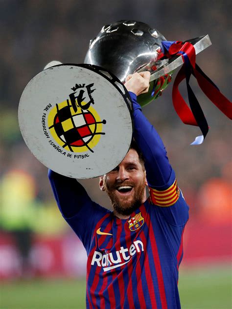 La Liga Trophy Messi Lionel Messi Voted As Second Best Laliga Player