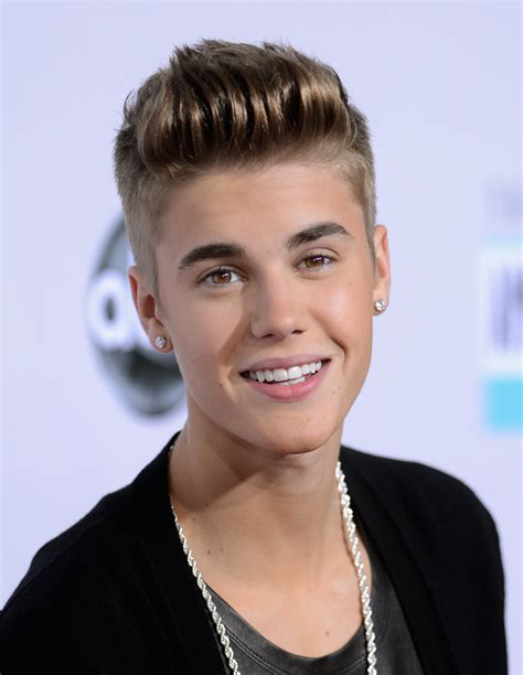 Justin Bieber Photo Gallery High Quality Pics Of Justin Bieber Theplace
