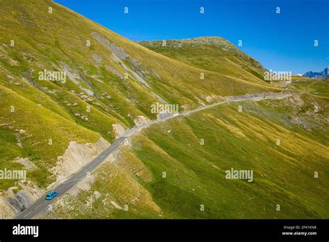 Steep Mountain Road And Green Hills Hi Res Stock Photography And Images