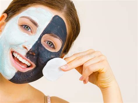 Girl Remove Black White Mud Mask From Face Stock Image Image Of Beauty Care