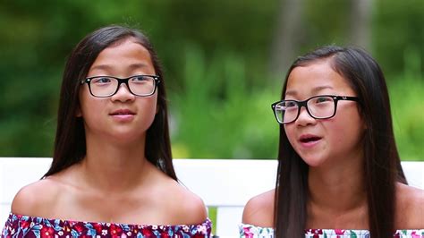 Twin Sisters Separated At Birth Talk About Their New Relationship Youtube