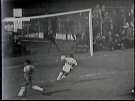 Tomara que a organizada não tente dar o showzinho de sempre… São Paulo 4 x 1 Botafogo-RJ - Brasileiro 1971 - YouTube