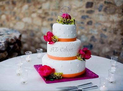 Beautiful, creative, unique & romantic pictures of square wedding cakes. Small Wedding Cakes But Big on Flavor and Design
