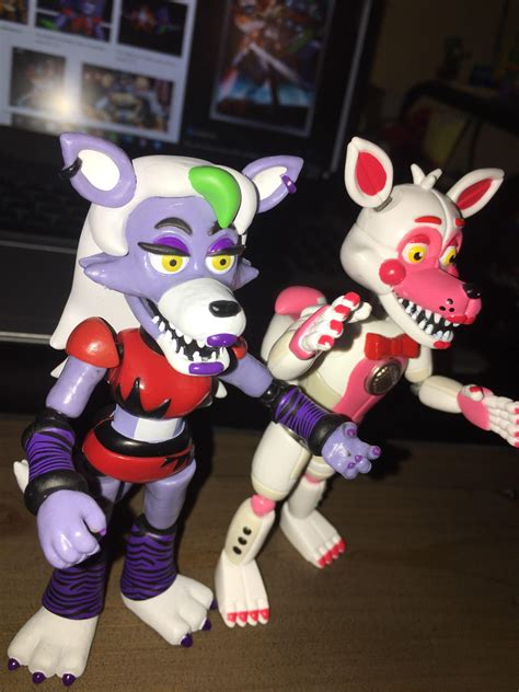I Noticed Something On The Roxanne Wolf Funko Figure R