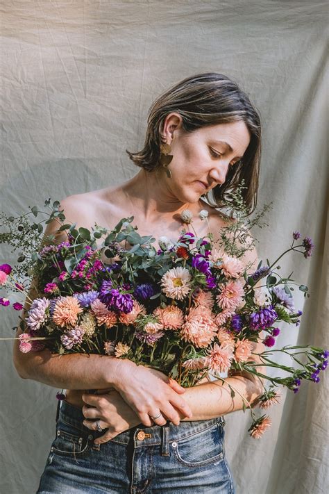 Tips Ideas For A Flower Photoshoot At Home — Quarter Moon Studio