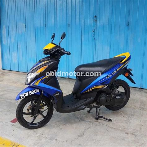 Kemana pun haluan yang anda tawani, setiap perjalanan penuh bergaya dengan yamaha ego lc baru yang gempak dengan enjin 125cc penyejukan udara. Yamaha Ego LC 125 Fi - Beli Motor Yamaha Melalui Bidaan Online